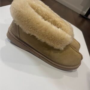 UGG Cozy Suede Shearling Cuff Slippers - Chestnut